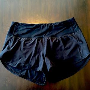 Lululemon Speed Up shorts